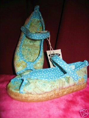 NEW OLD NAVY GIRLS SIZE 8 BLUE PRINT OPEN TOE SHOES  