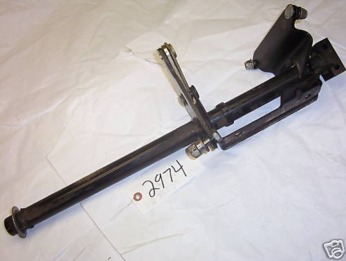 John Deere Deck Lift ARM PIVOT SHAFT 285 265 260 245  