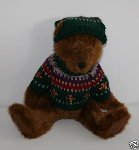 NEW Boyds Boyds Bear Plush Waitsfield Bear Sweater  