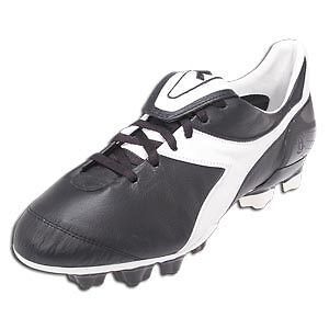 Diadora Brasil Axeler RTX 14 Black/White Soccer Sz 4.5  