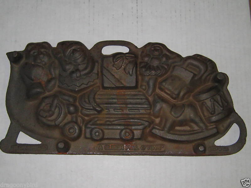 Christmas Cast Iron Bread Mold A Sleigh Full Of Toys  