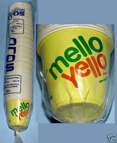 100 Vintage Mello Yello Plastic Cups NOS 3 1/2 Oz EX  