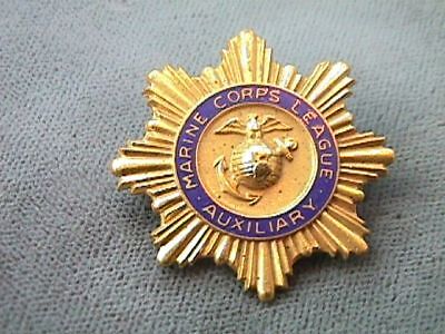 VINTAGE MARINE CORPS LEAGUE AUXILIARY PIN  