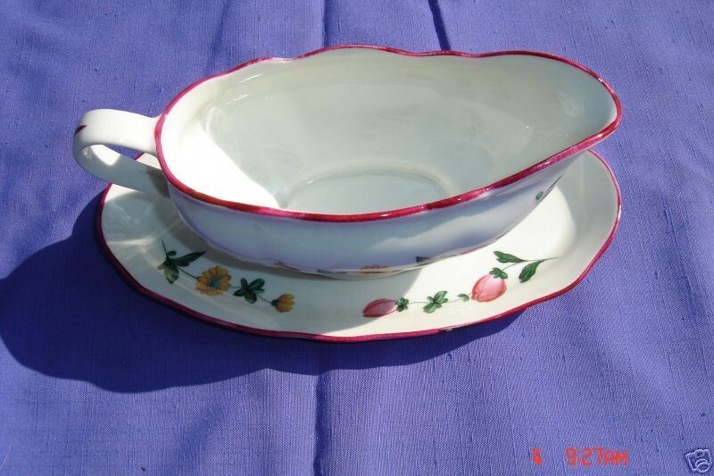 CHAUVIGNY GRAVY BOAT & PLATE VERITABLE PORCELAINE  