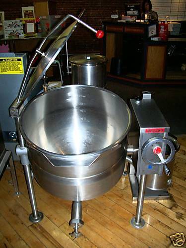 Vulcan 30 Gal. 2/3 Jacketed Direct Steam Tilting Kettle  